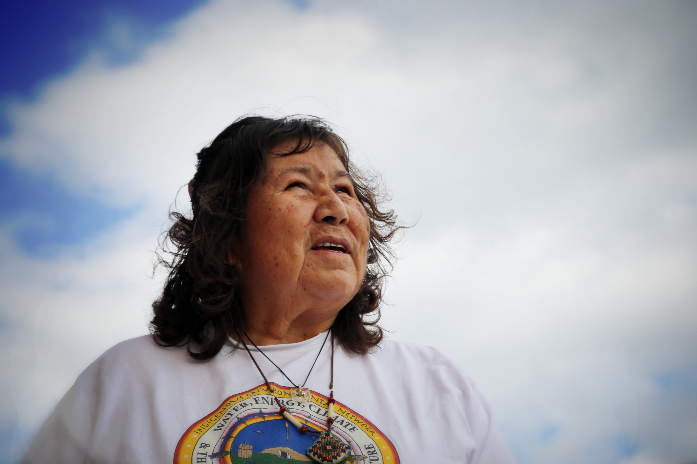 Read more about the article Meet Josephine Mandamin (Anishinaabekwe), The “Water Walker”