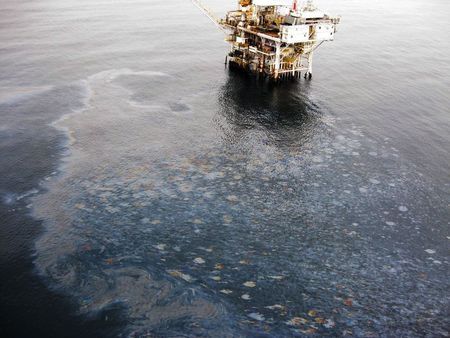 Read more about the article Royal Dutch Shell Spills Over 88,000 Gallons of Crude Oil in the Gulf of Mexico